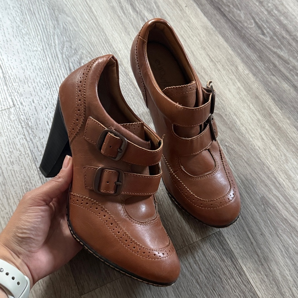 Eurosoft Ankle Boots Size 9.5 Elegant Brown Heeled Booties with Strap